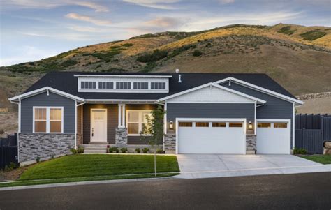 craftsman metal house|14 Craftsman Homes: A Perfect Modern Twist on the Style.